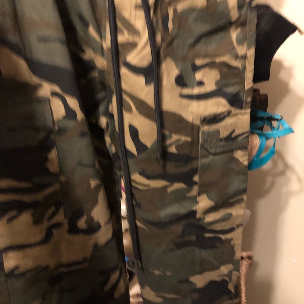 Mens forever 21 camouflage pants - Picture 5 of 5
